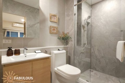 Condo in Phuket, Thailand, 2 bedrooms  № 124269 - photo 9