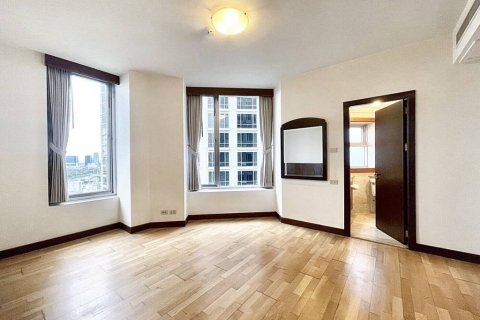 Condo in Bangkok, Thailand, 3 bedrooms № 106871 - photo 3