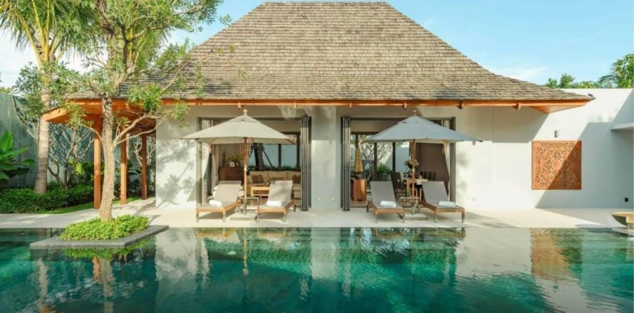 Villa in Phuket, Thailand 5 bedrooms № 132603