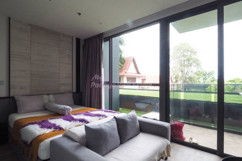 Studio in the Condo in Bang Lamung, Thailand  № 101986 - photo 7