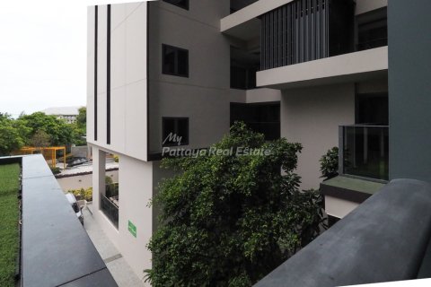 Studio in the Condo in Bang Lamung, Thailand  № 101986 - photo 5