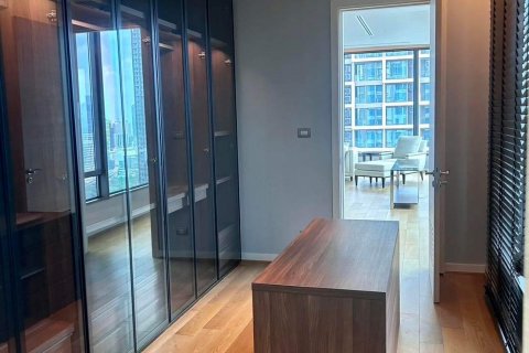 Кондоминиум с 3 спальнями в Бангкоке, Таиланд № 143167 - фото 5