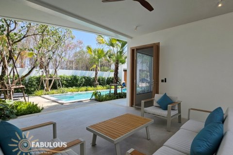 Villa in Phuket, Thailand 4 bedrooms № 84972 - photo 12
