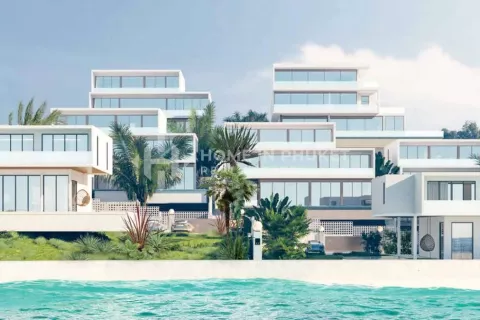 Дом в Пхукете, Таиланд с 7 спальнями  № 132018 - фото 1