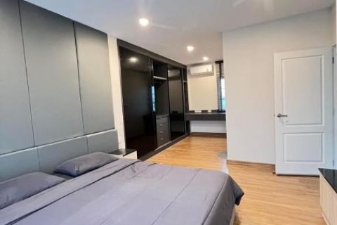 Дом в Бангкоке, Таиланд с 3 спальнями  № 132102 - фото 20