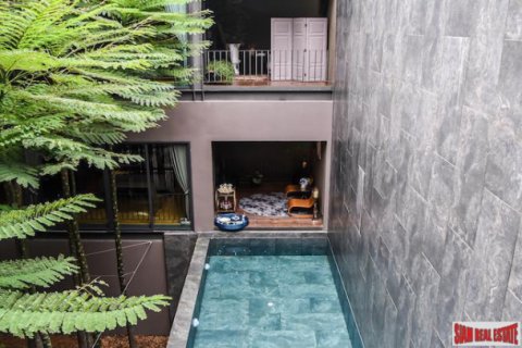 Вилла в Лат Пхрау, Бангкок, Таиланд с 4 спальнями  № 132103 - фото 3