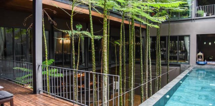 Вилла в Лат Пхрау, Бангкок, Таиланд с 4 спальнями  № 132103