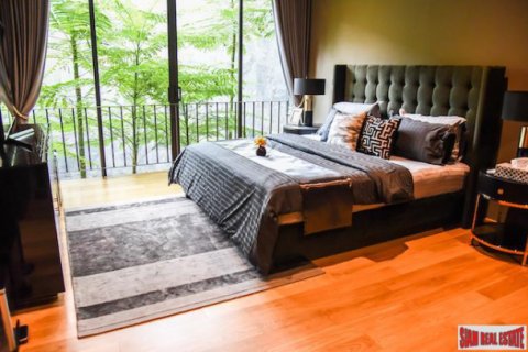 Вилла в Лат Пхрау, Бангкок, Таиланд с 4 спальнями  № 132103 - фото 16