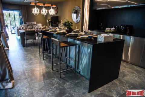 Вилла в Лат Пхрау, Бангкок, Таиланд с 4 спальнями  № 132103 - фото 9