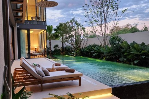Villa in Phuket, Thailand 5 bedrooms № 124429 - photo 2