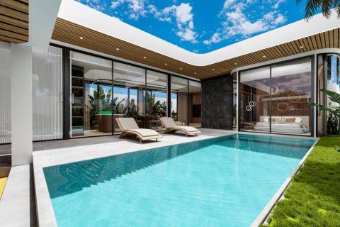 Вилла в Раваи, Таиланд с 3 спальнями  № 124426 - фото 1