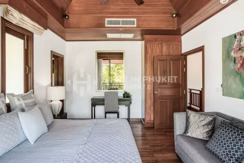 House in Phuket, Thailand 4 bedrooms № 130841 - photo 17