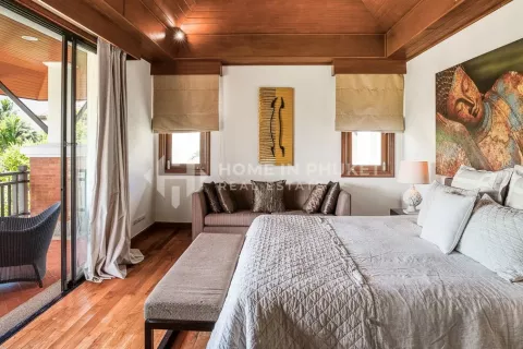 House in Phuket, Thailand 4 bedrooms № 130841 - photo 10