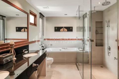 House in Phuket, Thailand 4 bedrooms № 130841 - photo 14