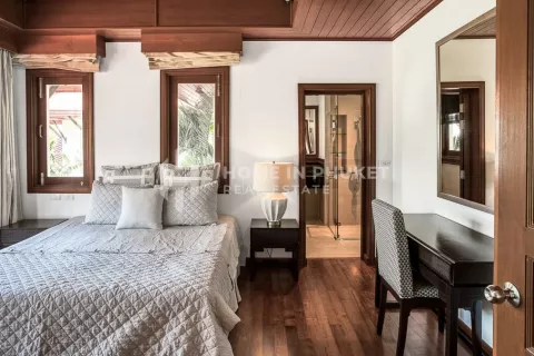 House in Phuket, Thailand 4 bedrooms № 130841 - photo 16