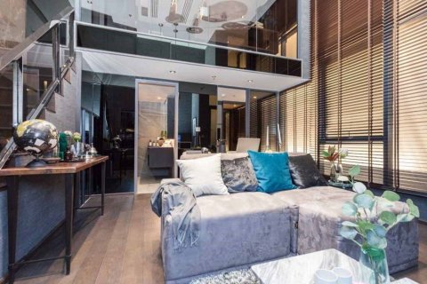 Лофт в Бангкоке, Таиланд с 1 спальней № 104218 - фото 1