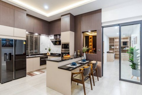 Villa in Pran Buri, Thailand 3 bedrooms № 104223 - photo 9