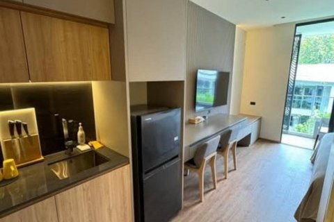 Condo in Bang Tao, Thailand, 1 bedroom  № 132628 - photo 1