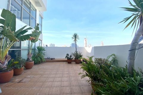 Condo in Watthana, Bangkok, Thailand, 6 bedrooms  № 123986 - photo 9