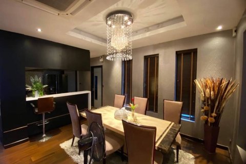 Villa in Hua Hin, Thailand 3 bedrooms № 100520 - photo 6