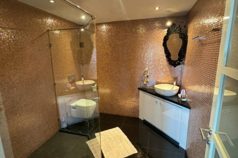 Condo in Pattaya, Thailand, 3 bedrooms  № 132318 - photo 13