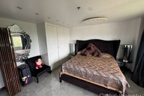 Condo in Pattaya, Thailand, 3 bedrooms  № 132318 - photo 10