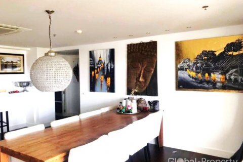 Condo in Pattaya, Thailand, 3 bedrooms  № 132318 - photo 3