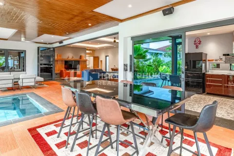 House in Phuket, Thailand 3 bedrooms № 130870 - photo 16