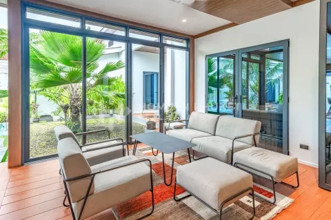 House in Phuket, Thailand 3 bedrooms № 130870 - photo 9