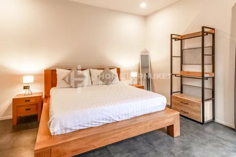 House in Phuket, Thailand 3 bedrooms № 130870 - photo 21