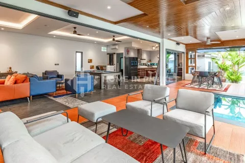 House in Phuket, Thailand 3 bedrooms № 130870 - photo 10