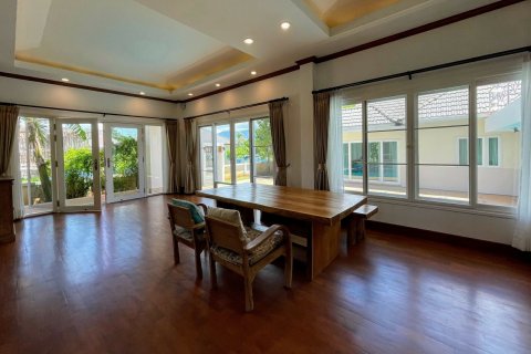 House in Chiang Mai, Thailand 4 bedrooms № 121844 - photo 12