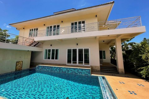 House in Chiang Mai, Thailand 4 bedrooms № 121844 - photo 4