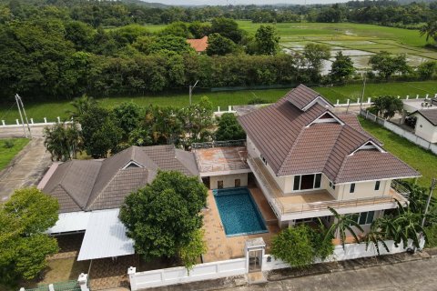 House in Chiang Mai, Thailand 4 bedrooms № 121844 - photo 2