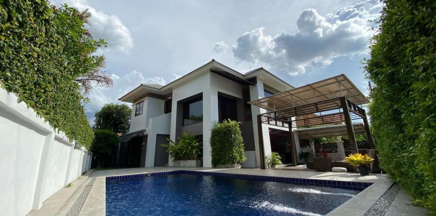 House in Chiang Mai, Thailand 3 bedrooms № 121847