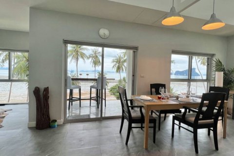 Вилла в Паклоке, Таиланд с 2 спальнями  № 104268 - фото 3