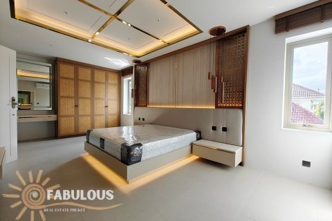 Villa in Kathu, Thailand 4 bedrooms № 124343 - photo 8