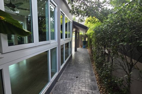 Вилла в Паттайе, Таиланд с 3 спальнями  № 130461 - фото 11