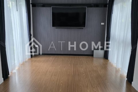 Villa in Pattaya, Thailand 3 bedrooms № 130461 - photo 9