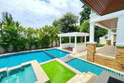 Villa à Pattaya, Thaïlande 5 chambres № 130457 - photo 6