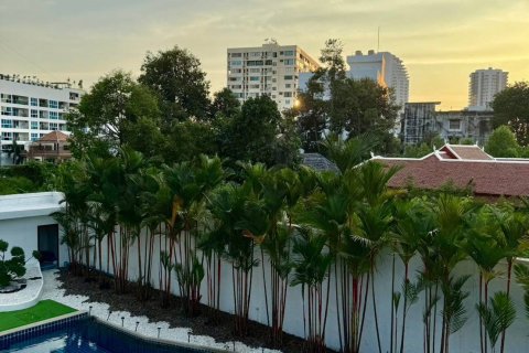 Villa à Pattaya, Thaïlande 5 chambres № 130457 - photo 11