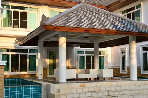 Villa à Pattaya, Thaïlande 5 chambres № 130457 - photo 8