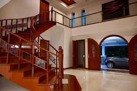 Villa à Pattaya, Thaïlande 5 chambres № 130457 - photo 16