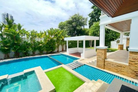 Вилла в Паттайе, Таиланд с 5 спальнями  № 130457 - фото 6