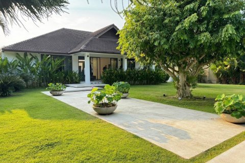 Villa à Pattaya, Thaïlande 4 chambres № 130459 - photo 7