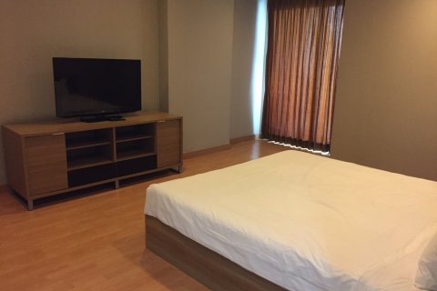 Condo à Bangkok, Thaïlande, 2 chambres  № 143694 - photo 8