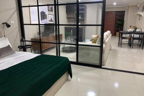 Кондоминиум с 1 спальней в Бангкоке, Таиланд № 143693 - фото 4