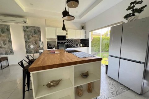 Вилла в Хуа Хине, Таиланд с 3 спальнями  № 133005 - фото 6