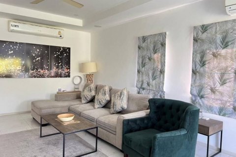 Вилла в Хуа Хине, Таиланд с 3 спальнями  № 133005 - фото 3