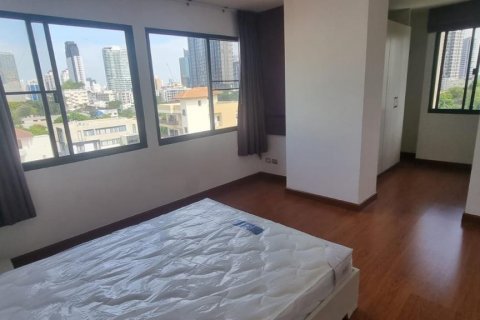 Кондоминиум с 3 спальнями в Ваттхане, Бангкок, Таиланд № 123692 - фото 9